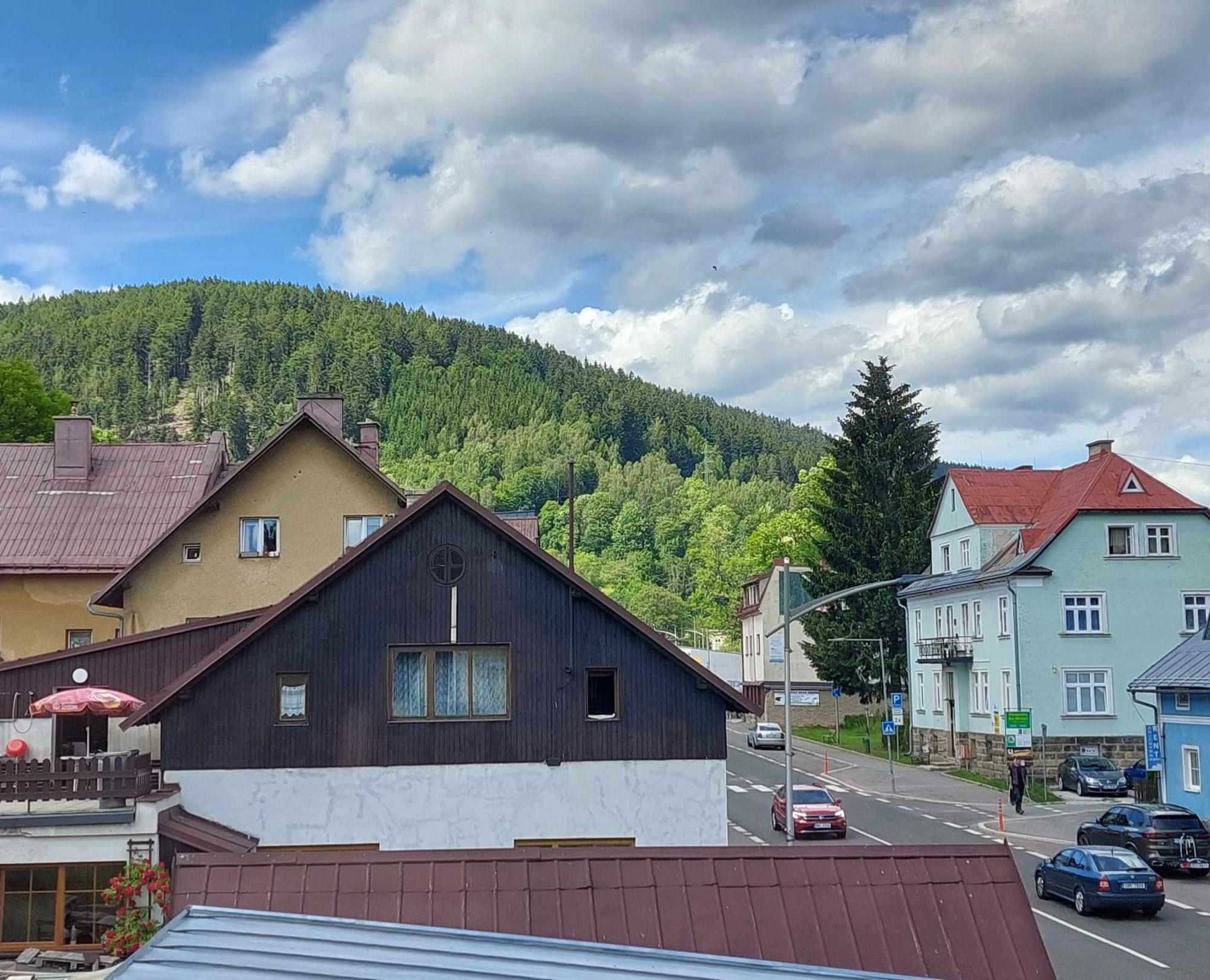 Penzion Harmonie Trutnov Exteriör bild