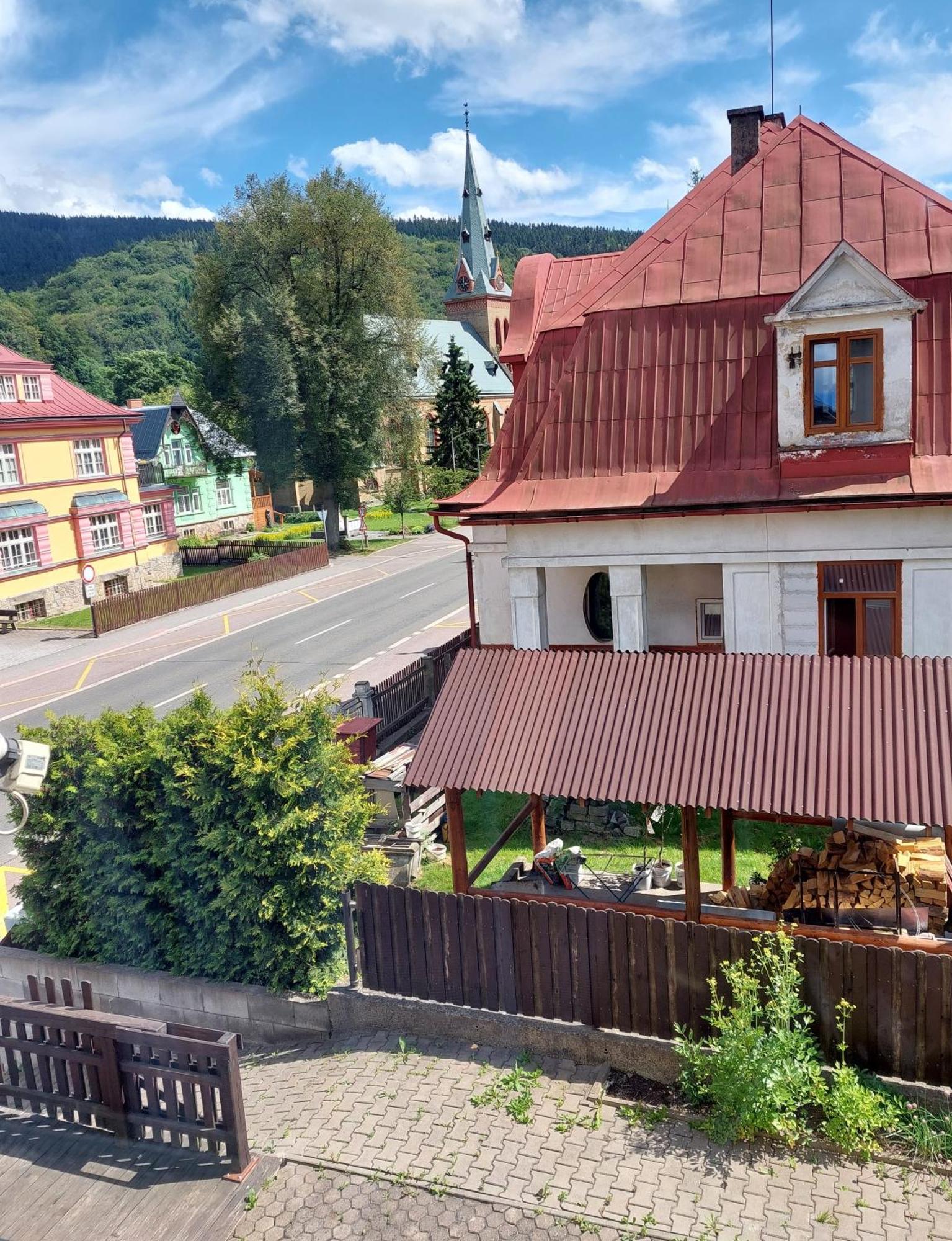 Penzion Harmonie Trutnov Exteriör bild